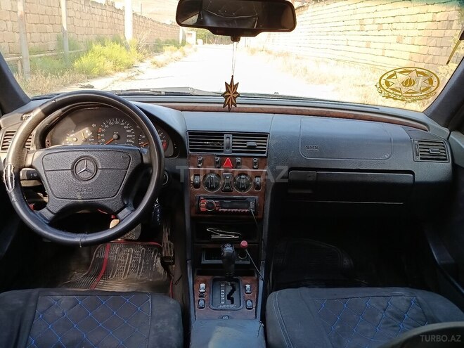 Mercedes C 180-8