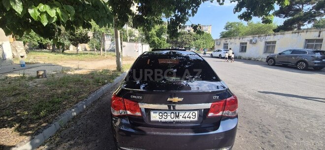 Chevrolet Cruze-2