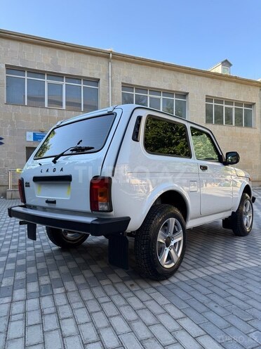 LADA (VAZ) Niva-2