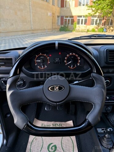 LADA (VAZ) Niva-13