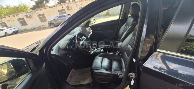 Chevrolet Cruze-9