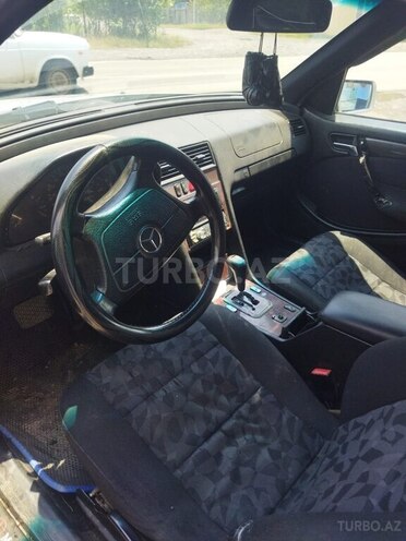 Mercedes C 220-6