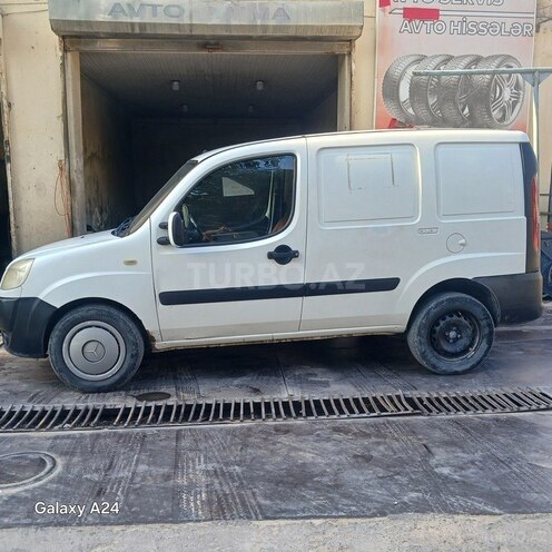 Fiat Doblo-9