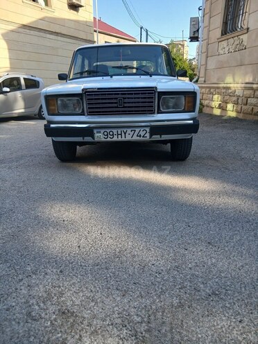 LADA (VAZ) 2107-1