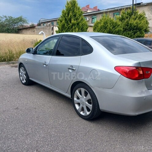 Hyundai Avante-7