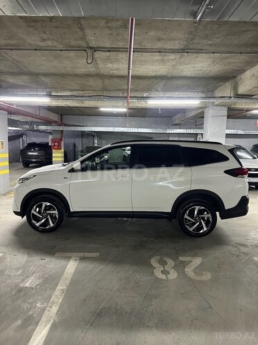 Toyota Rush-5
