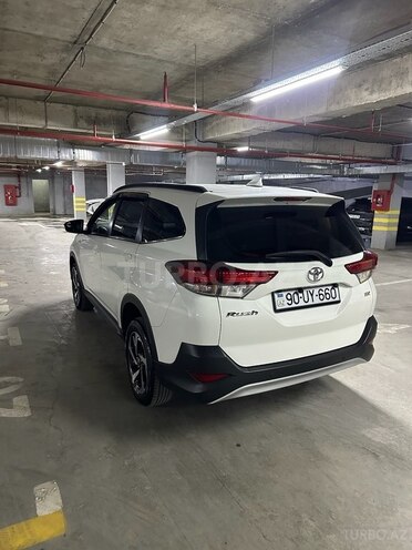 Toyota Rush-11