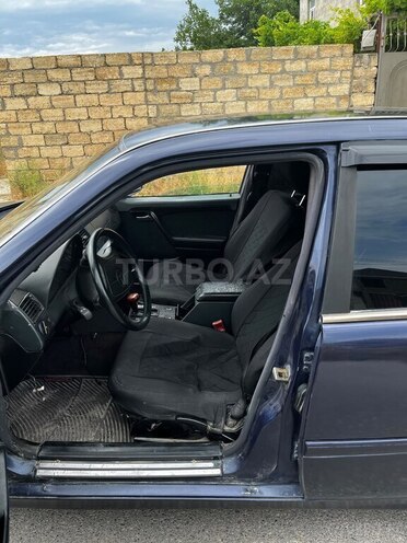 Mercedes C 200-8