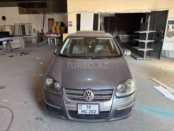 Volkswagen Jetta-2