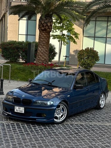 BMW 320-1