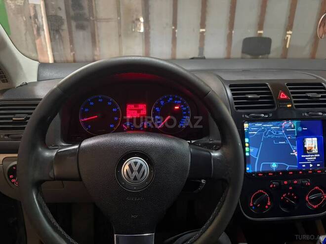Volkswagen Jetta-10