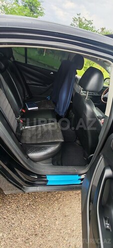 Volkswagen Passat-2