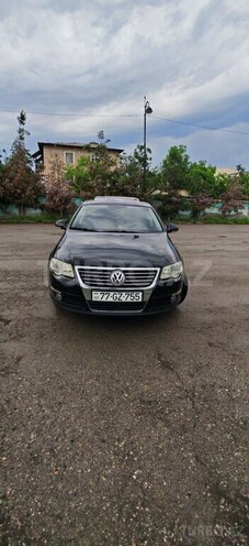 Volkswagen Passat-1