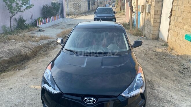 Hyundai Veloster-12