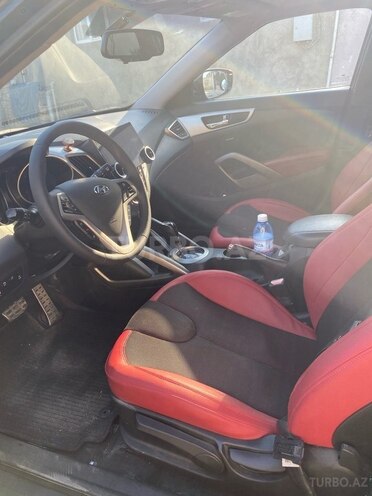 Hyundai Veloster-15