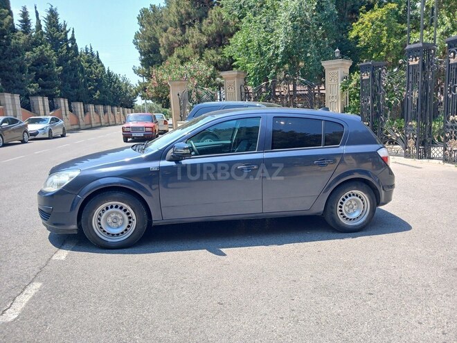 Opel Astra-12