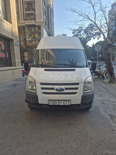 Ford Transit-1