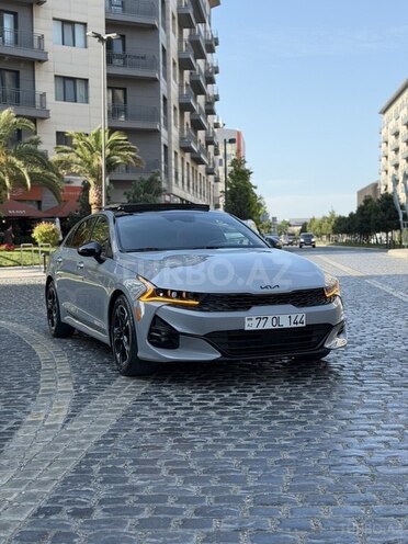 Kia K5-10