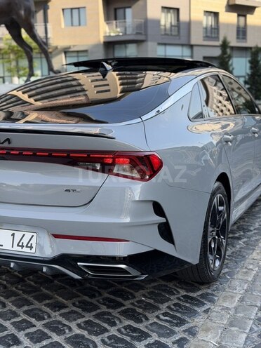 Kia K5-21
