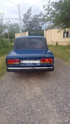 LADA (VAZ) 2107-2