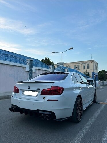 BMW 528-6