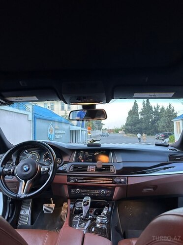 BMW 528-7