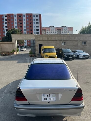 Mercedes C 200-2
