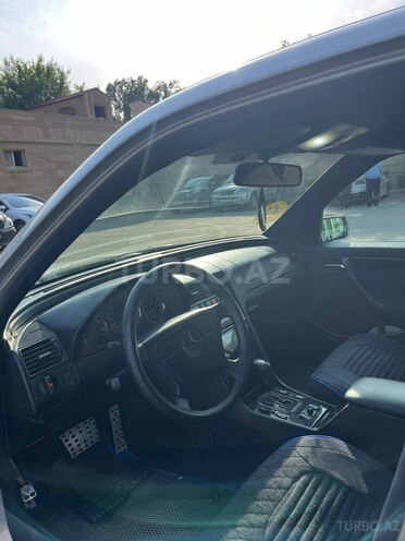 Mercedes C 200-6