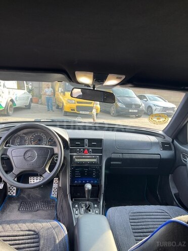 Mercedes C 200-7