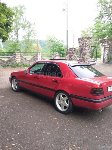 Mercedes C 180-4