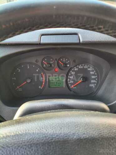 Ford Transit-12