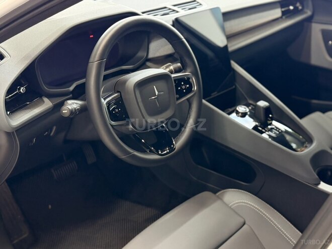 Polestar 2-12
