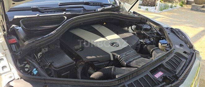 Mercedes GL 350 4MATIC-4