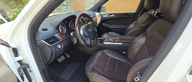 Mercedes GL 350 4MATIC-13