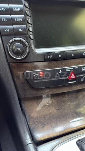 Mercedes E 240-14
