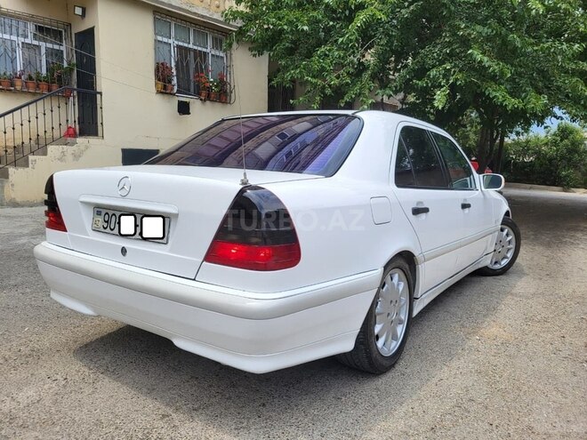 Mercedes C 220-10