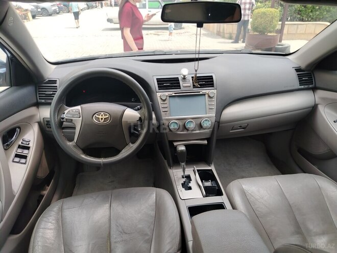 Toyota Camry-4