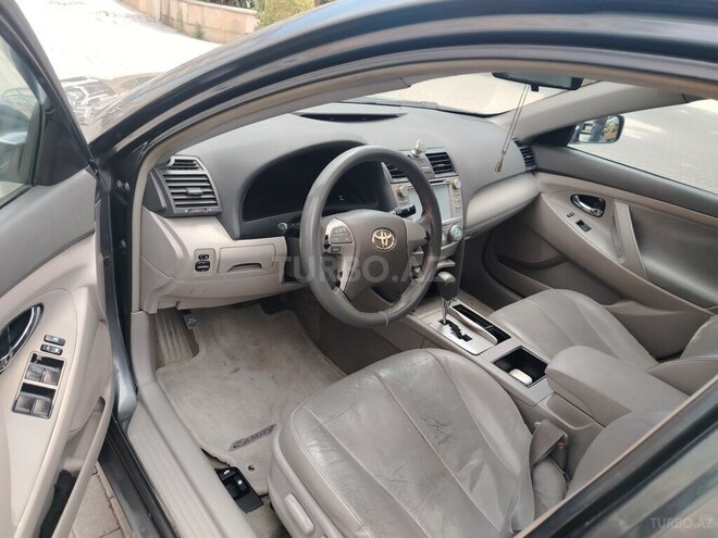Toyota Camry-2