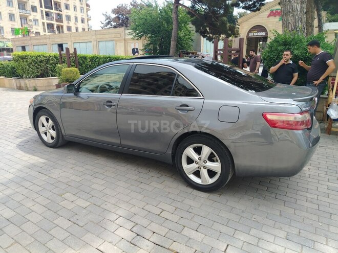 Toyota Camry-7