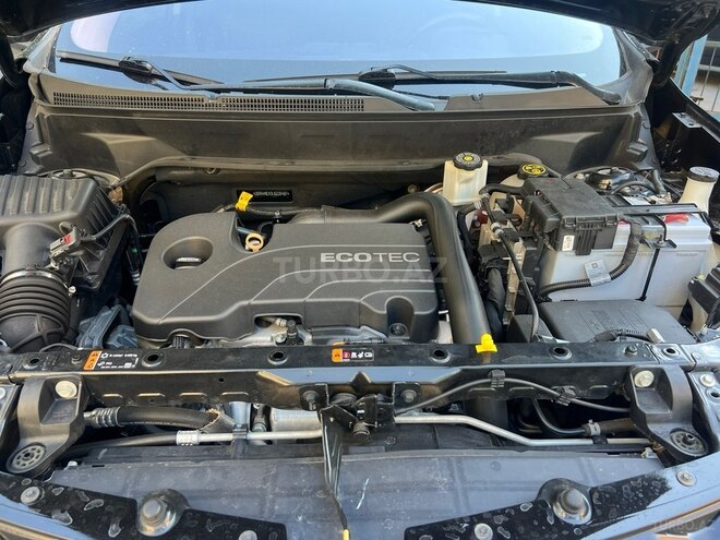 Chevrolet Equinox-5