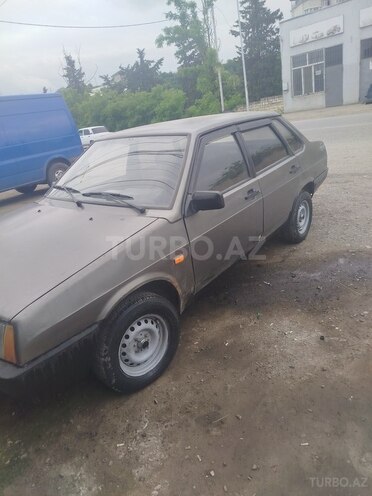 LADA (VAZ) 21099-5