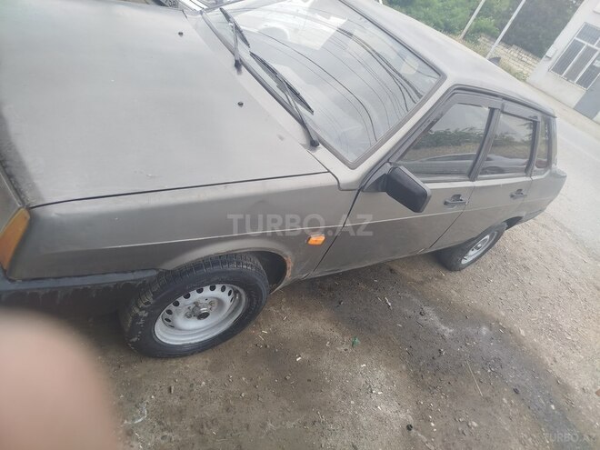 LADA (VAZ) 21099-7
