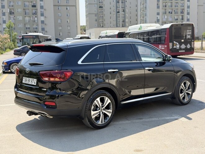 Kia Sorento-4