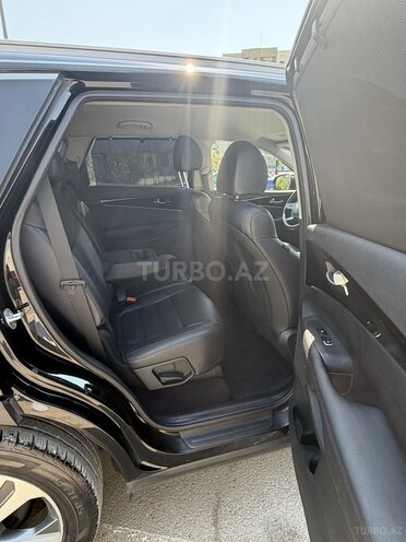 Kia Sorento-15