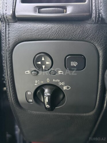 Mercedes G 500-29