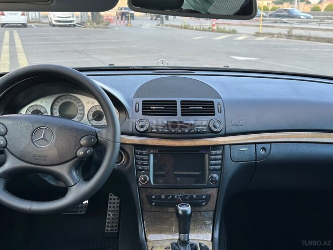 Mercedes E 350-12