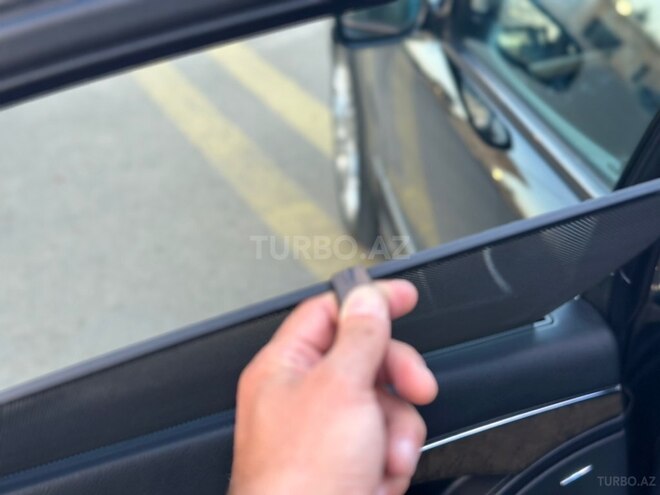 Mercedes E 350-18