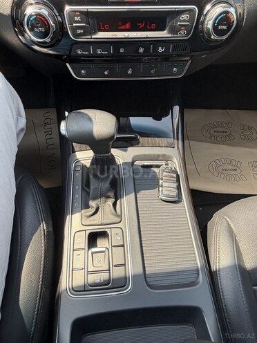 Kia Sorento-19