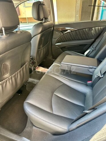 Mercedes E 350-19