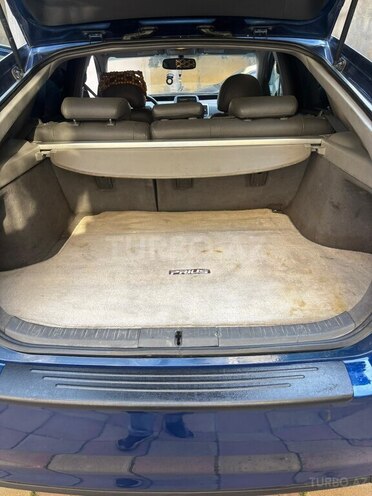 Toyota Prius-9